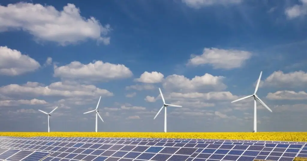 الطاقة المتجددة: حجر الأساس لمستقبل مستدام renewable energy sustainable future